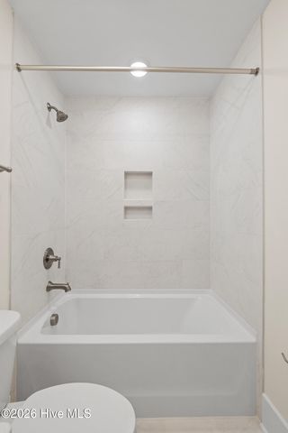 77 Iris Way, Hampstead, NC 28443