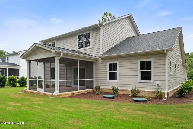 77 Iris Way, Hampstead, NC 28443