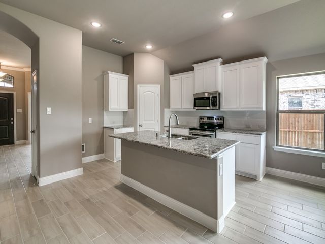 323 Sweetspire Drive, Royse City, TX 75189