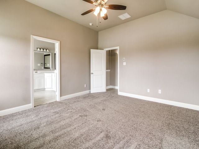 323 Sweetspire Drive, Royse City, TX 75189