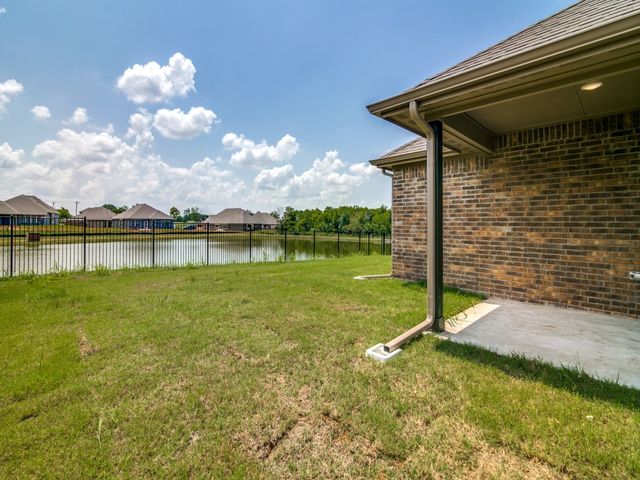 323 Sweetspire Drive, Royse City, TX 75189