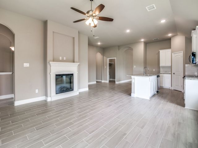 323 Sweetspire Drive, Royse City, TX 75189