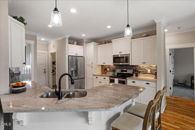 21 Home Run Alley, Benson, NC 27504