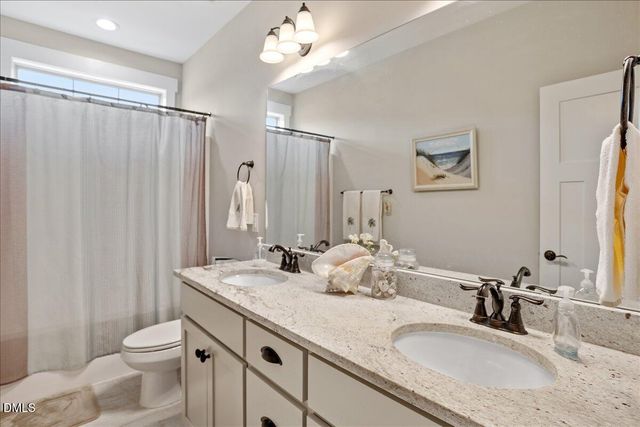 21 Home Run Alley, Benson, NC 27504