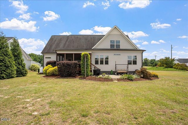 21 Home Run Alley, Benson, NC 27504