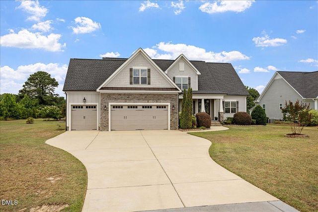 21 Home Run Alley, Benson, NC 27504