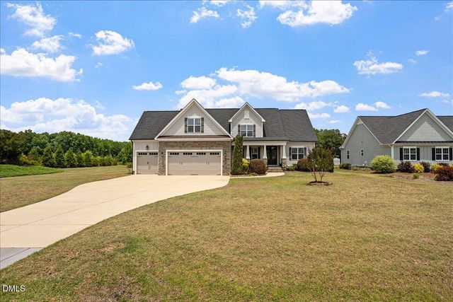 21 Home Run Alley, Benson, NC 27504