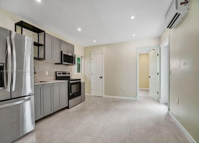 2442 Garfield Street 4, Hollywood, FL 33020
