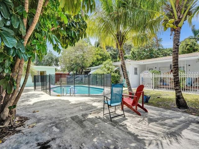 2442 Garfield Street 4, Hollywood, FL 33020