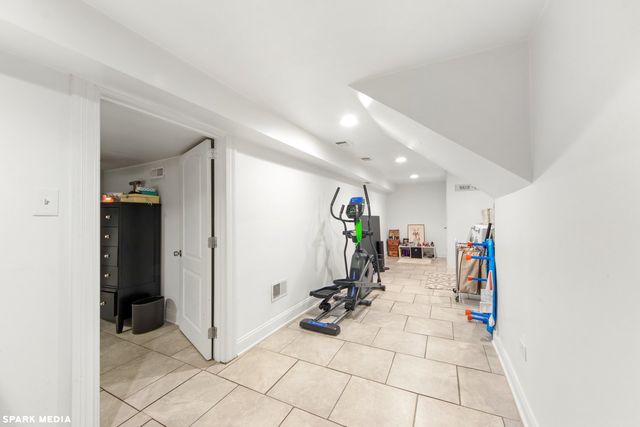 1621 N Mcvicker Avenue 1, Chicago, IL 60639