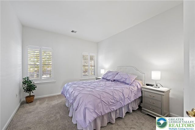 4762 Steeplechase Drive, Lower Macungie Twp, PA 18062