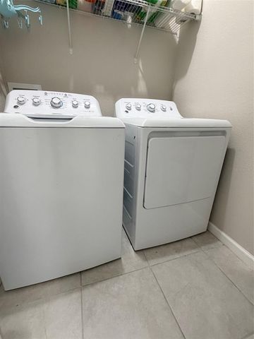 5684 WESTERN SUN DRIVE, St Cloud, FL 34771