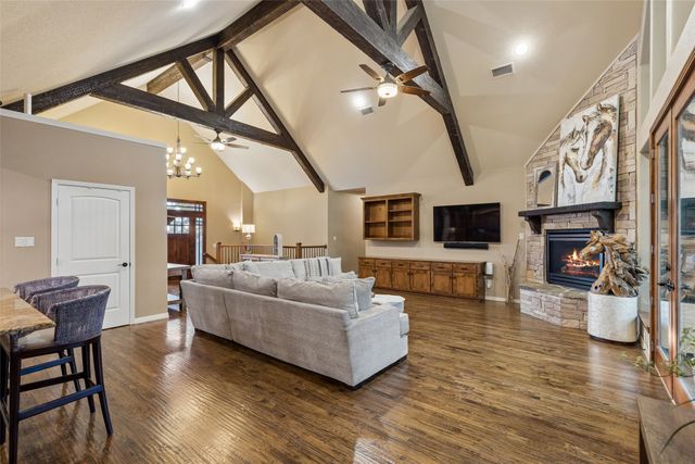 1402 Lakeview Boulevard, Denton, TX 76208