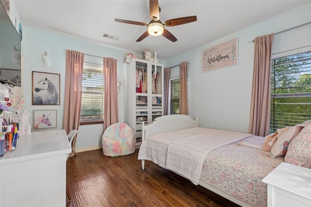 1402 Lakeview Boulevard, Denton, TX 76208