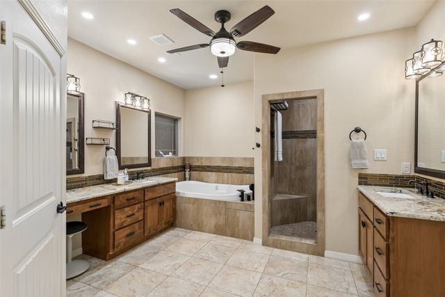 1402 Lakeview Boulevard, Denton, TX 76208