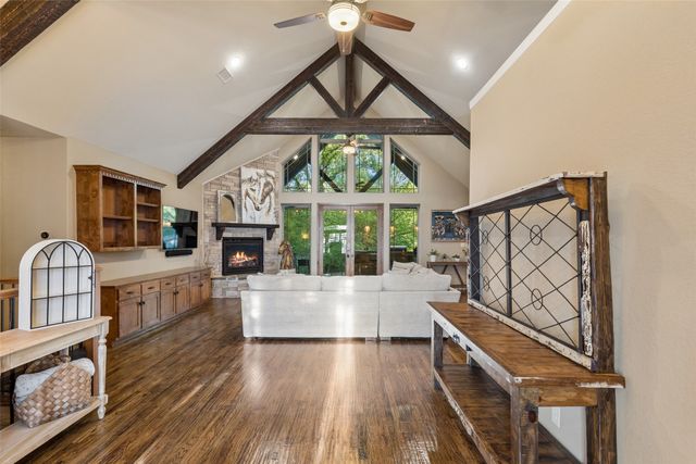 1402 Lakeview Boulevard, Denton, TX 76208