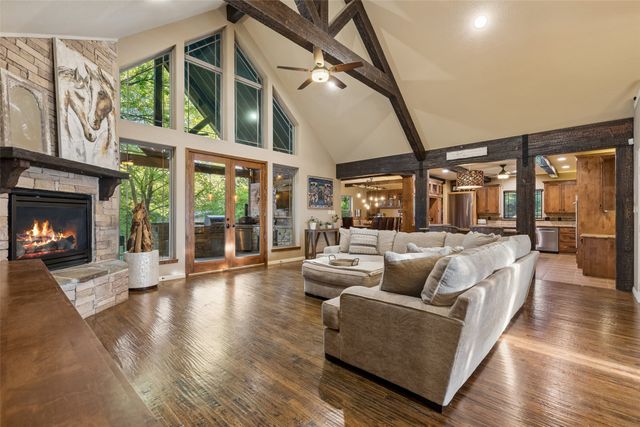 1402 Lakeview Boulevard, Denton, TX 76208