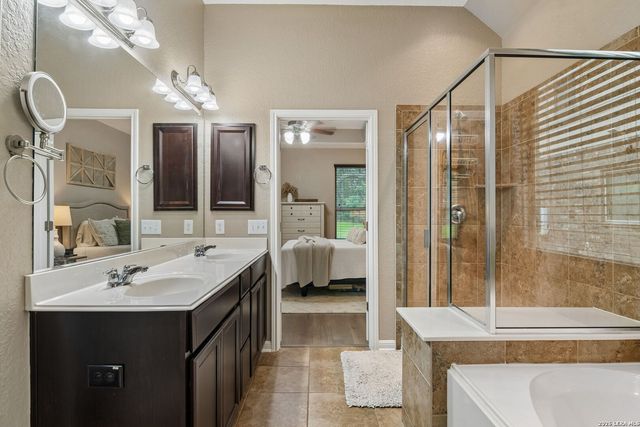 10319 Salamanca, Helotes, TX 78023