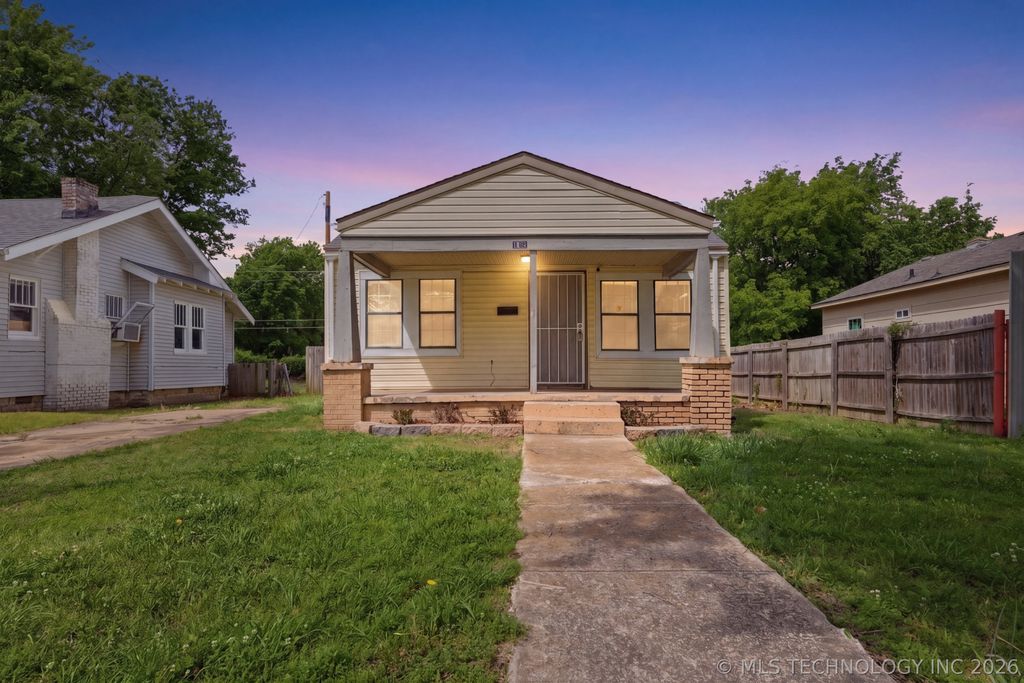 1432 N Boston Place, Tulsa, OK 74106