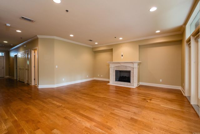 100 Vallon Ln Unit 104, Little Rock, AR 72223