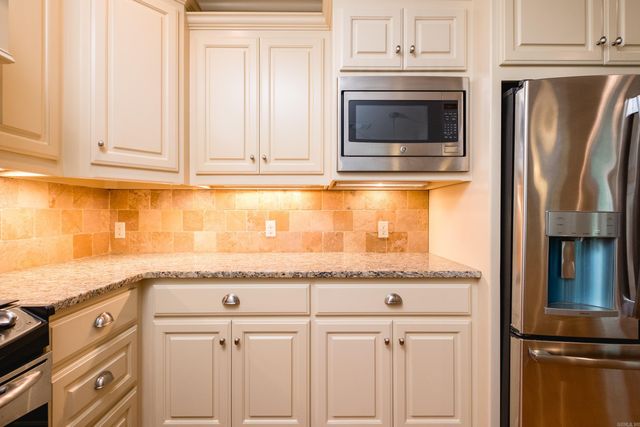 100 Vallon Ln Unit 104, Little Rock, AR 72223