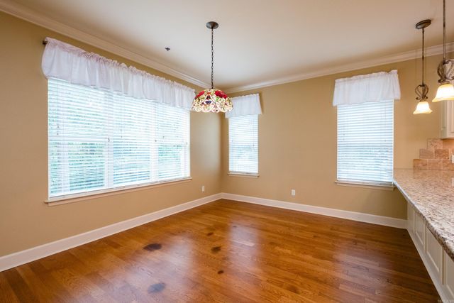 100 Vallon Ln Unit 104, Little Rock, AR 72223