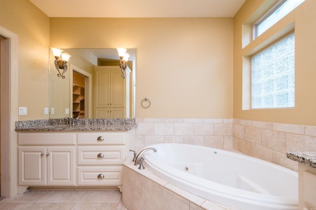 100 Vallon Ln Unit 104, Little Rock, AR 72223