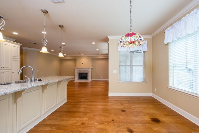 100 Vallon Ln Unit 104, Little Rock, AR 72223