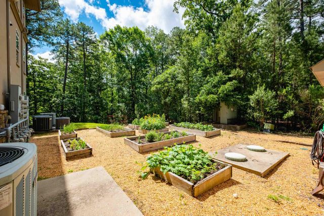 100 Vallon Ln Unit 104, Little Rock, AR 72223