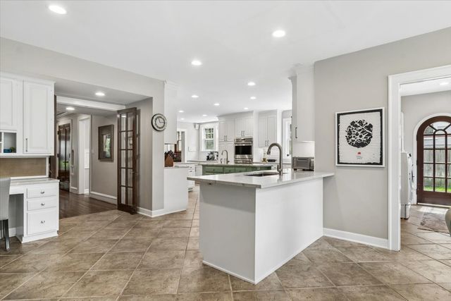 1448 Sheridan Road, Highland Park, IL 60035