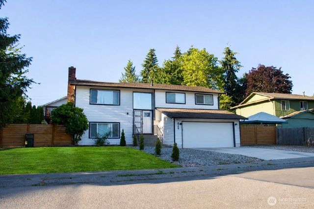 9755 S 239th Place, Kent, WA 98031