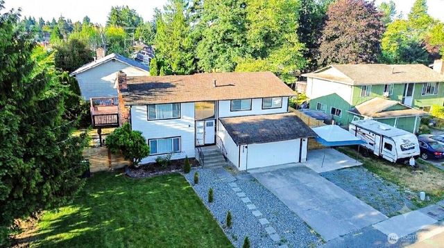 9755 S 239th Place, Kent, WA 98031