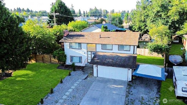 9755 S 239th Place, Kent, WA 98031