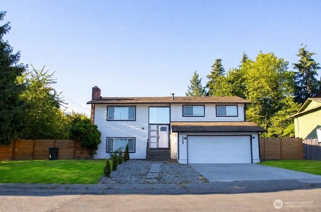 9755 S 239th Place, Kent, WA 98031