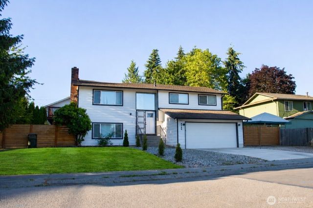 9755 S 239th Place, Kent, WA 98031
