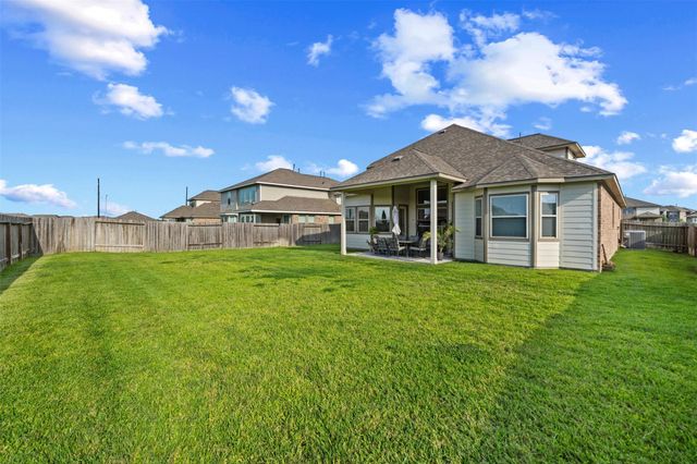31410 Sandpiper Creek Drive, Hockley, TX 77447