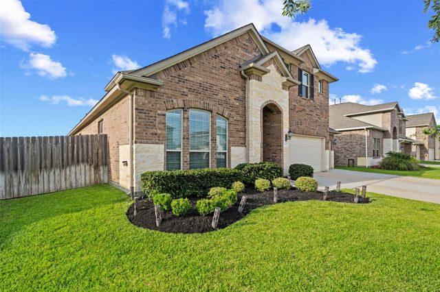 31410 Sandpiper Creek Drive, Hockley, TX 77447
