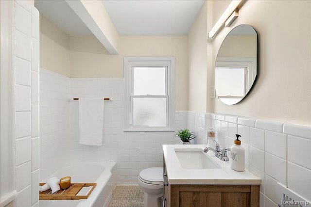 1888 Griffith Avenue, Berkley, MI 48072