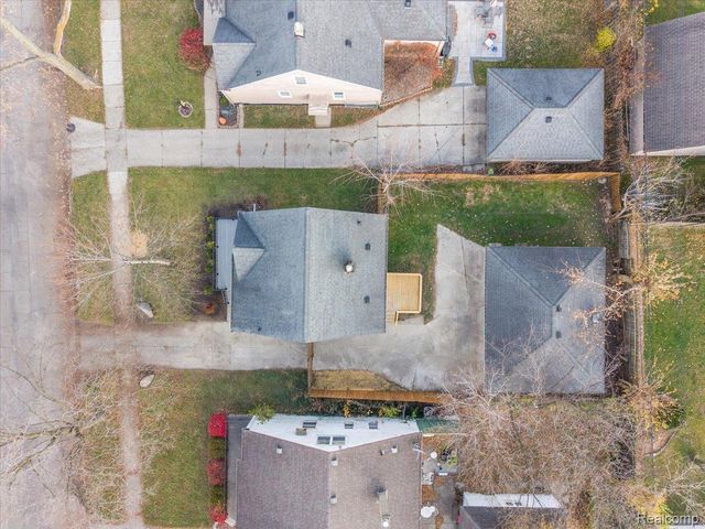 1888 Griffith Avenue, Berkley, MI 48072