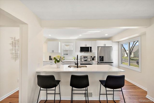 1888 Griffith Avenue, Berkley, MI 48072