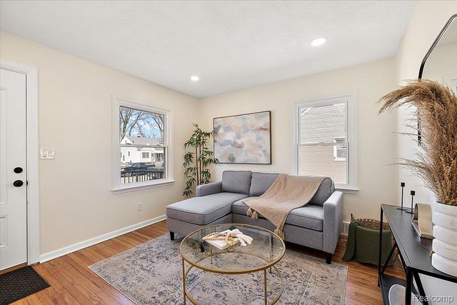 1888 Griffith Avenue, Berkley, MI 48072