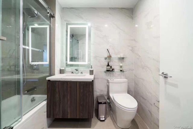 33-66 Farrington Street 11D, Flushing, NY 11354