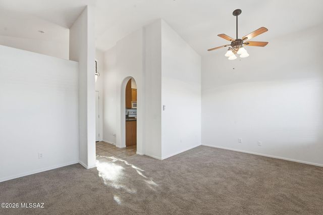 2125 E Cypress Canyon Drive, Green Valley, AZ 85614