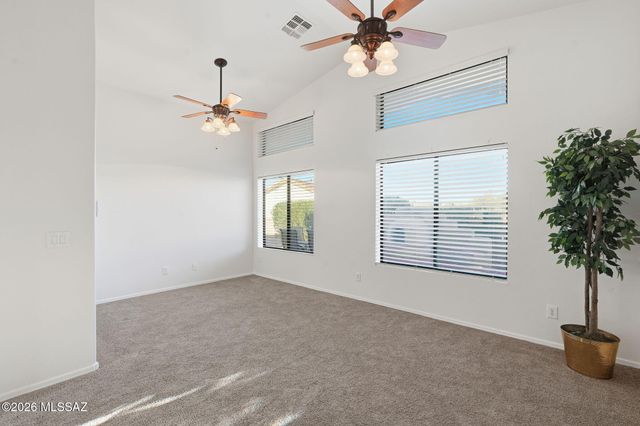 2125 E Cypress Canyon Drive, Green Valley, AZ 85614