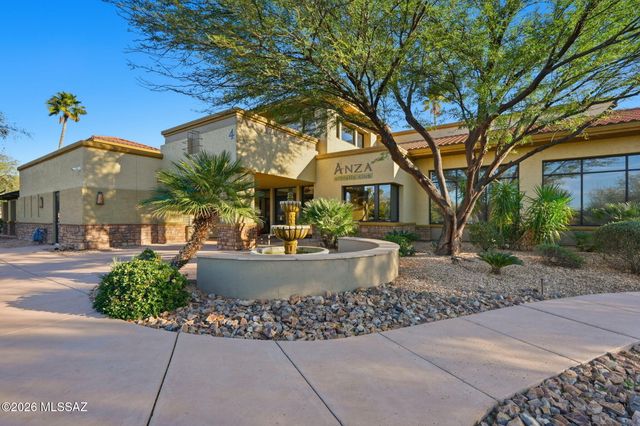 2125 E Cypress Canyon Drive, Green Valley, AZ 85614