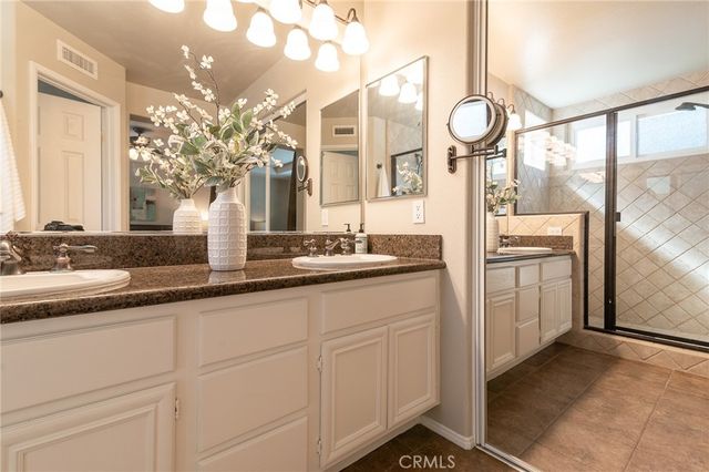 44 Willowbrook Lane, Rancho Santa Margarita, CA 92688