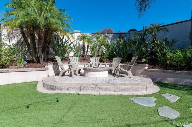 44 Willowbrook Lane, Rancho Santa Margarita, CA 92688