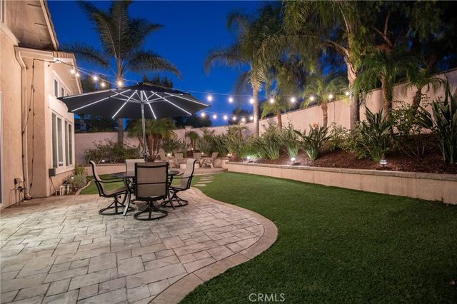 44 Willowbrook Lane, Rancho Santa Margarita, CA 92688