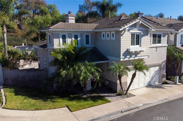 44 Willowbrook Lane, Rancho Santa Margarita, CA 92688