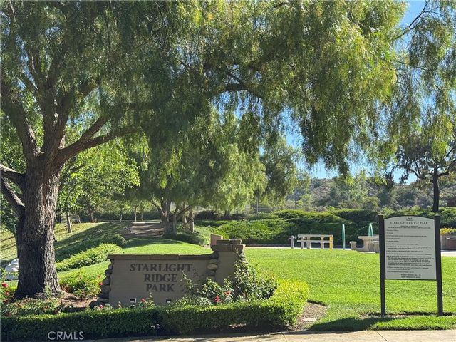 44 Willowbrook Lane, Rancho Santa Margarita, CA 92688